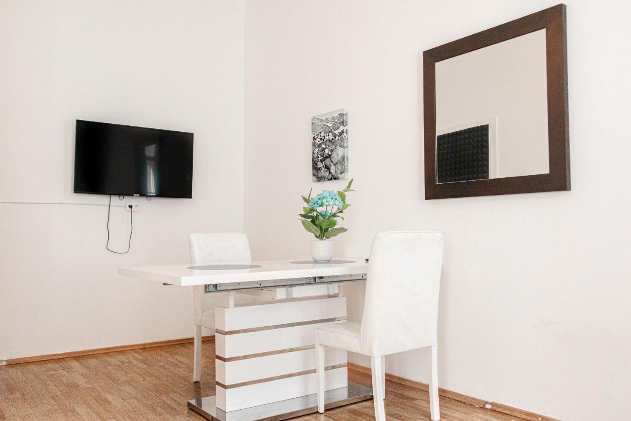 Central Belvedere 3Br Shared Apartment - 12 Min From City Center Виена Екстериор снимка
