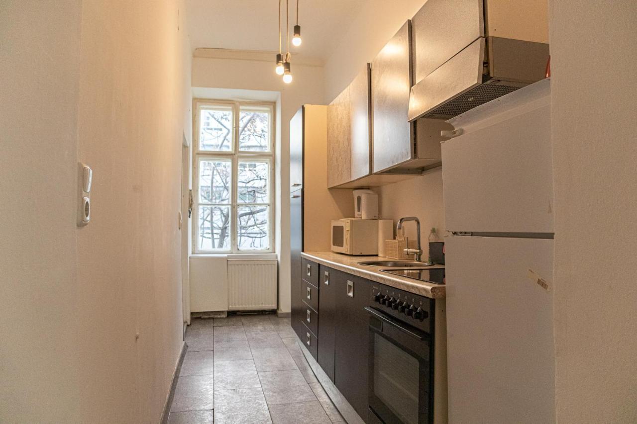 Central Belvedere 3Br Shared Apartment - 12 Min From City Center Виена Екстериор снимка