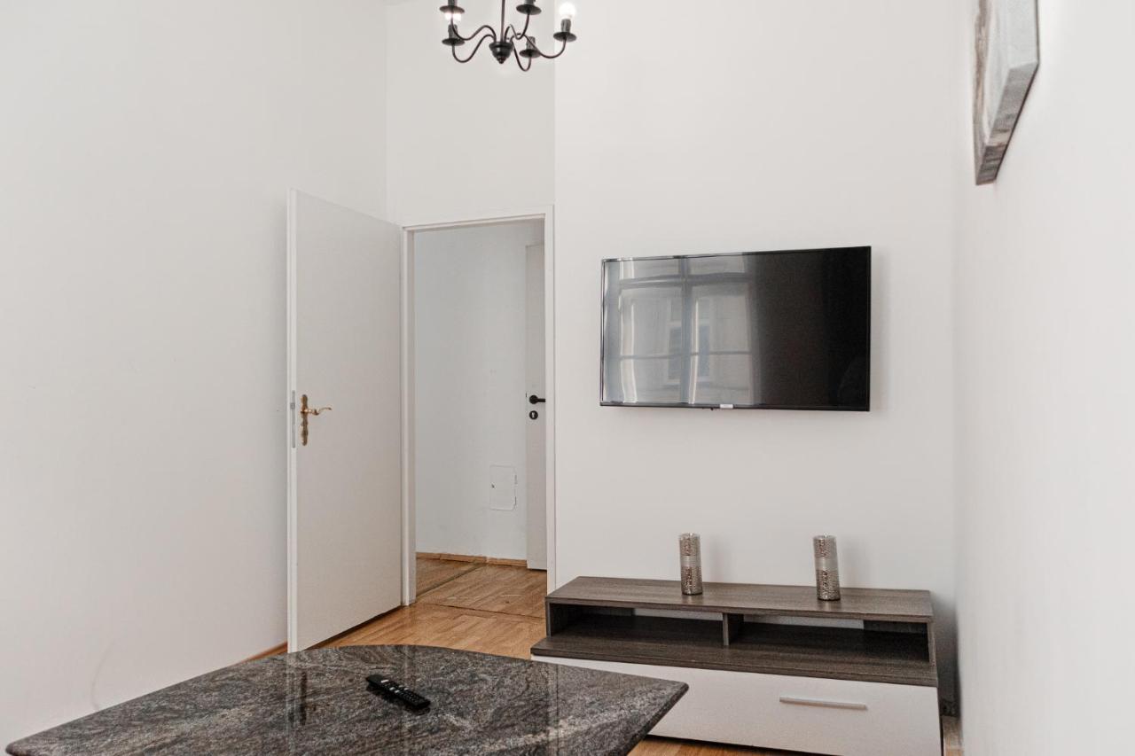 Central Belvedere 3Br Shared Apartment - 12 Min From City Center Виена Екстериор снимка