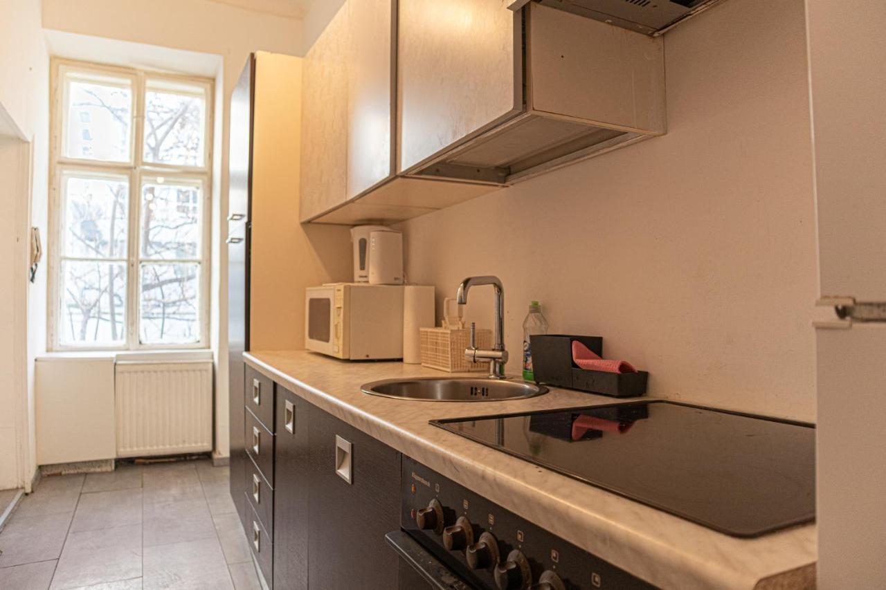 Central Belvedere 3Br Shared Apartment - 12 Min From City Center Виена Екстериор снимка