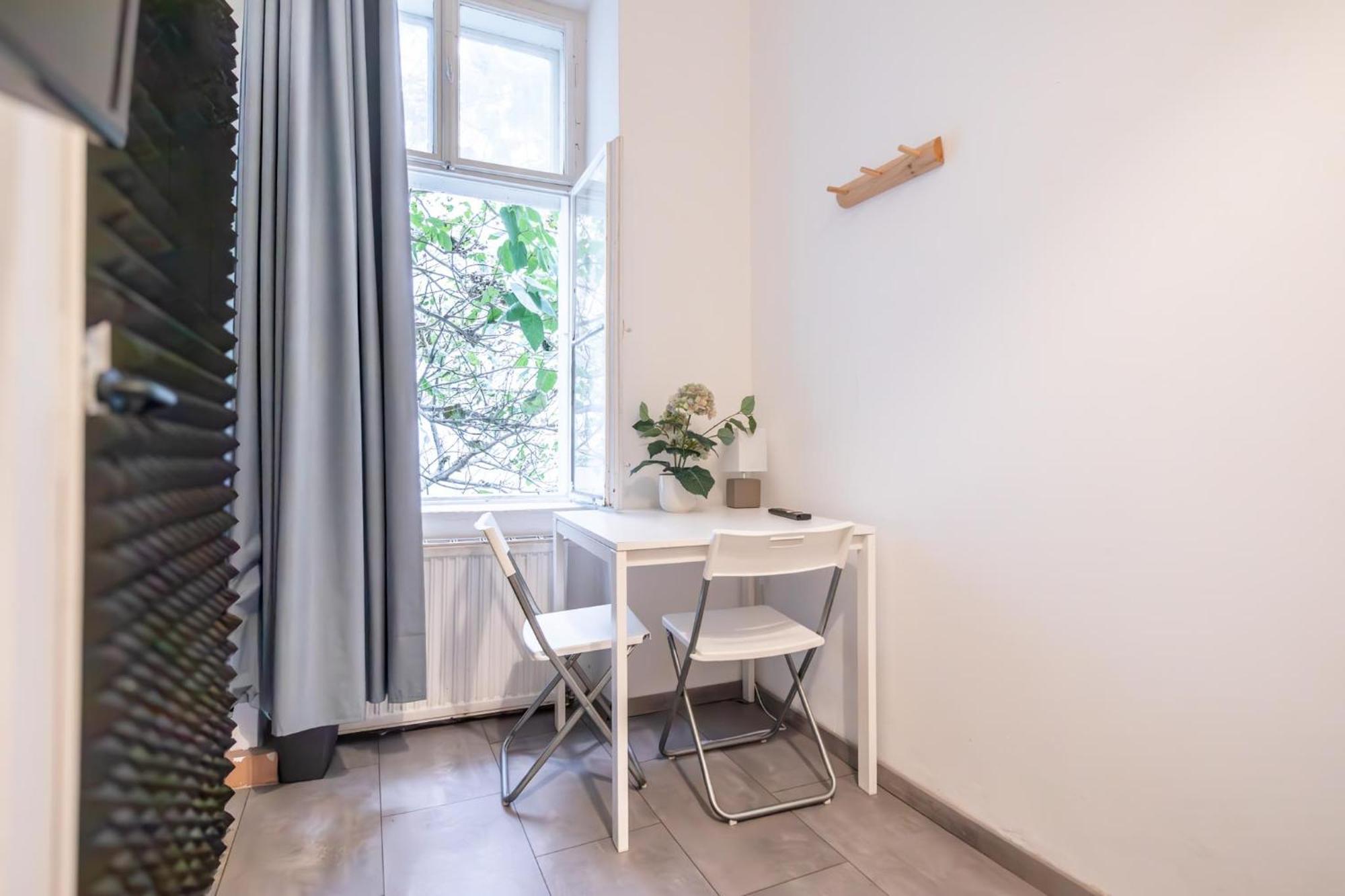 Central Belvedere 3Br Shared Apartment - 12 Min From City Center Виена Екстериор снимка