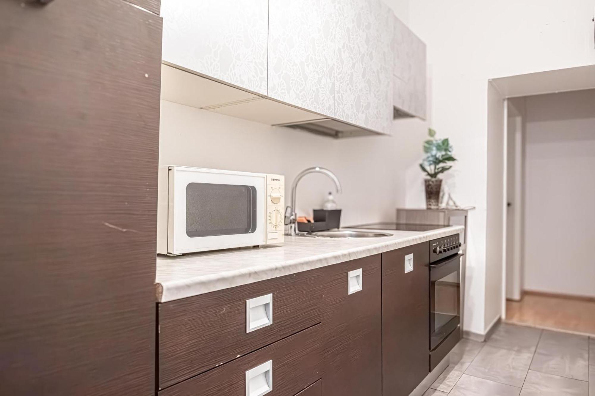 Central Belvedere 3Br Shared Apartment - 12 Min From City Center Виена Екстериор снимка
